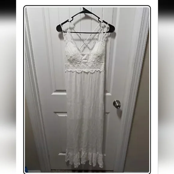 J For Justify Elegant Off-White Lace Maxi Dress   Size 1X - Picture 5 of 5